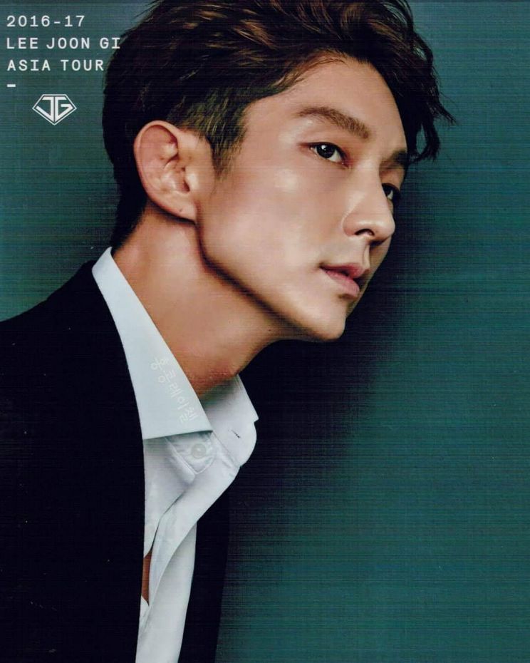 Joon-Gi Lee