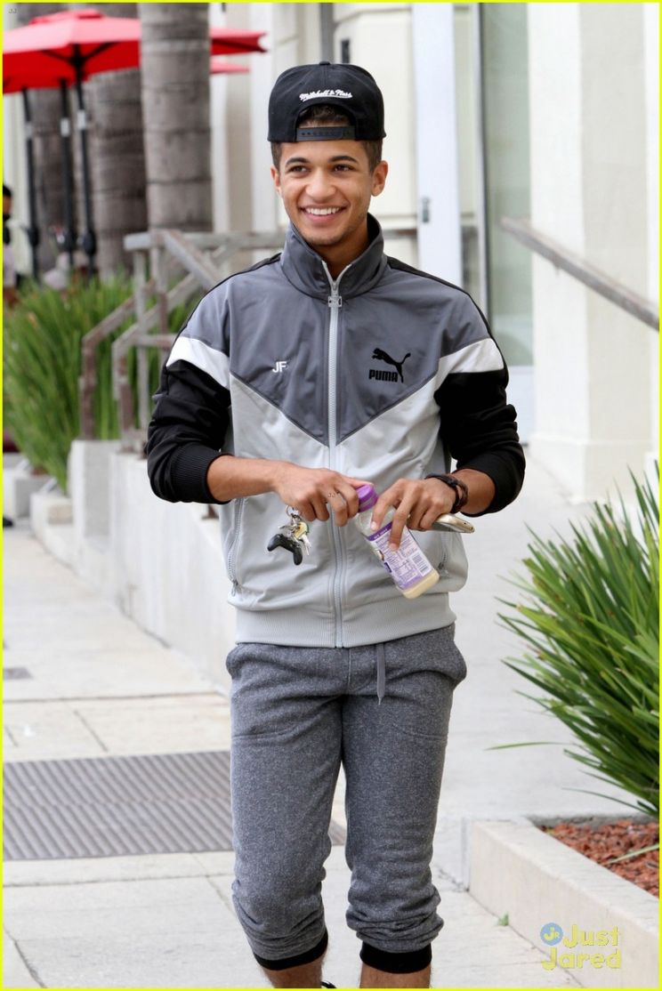 Jordan Fisher