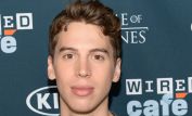 Jordan Gavaris