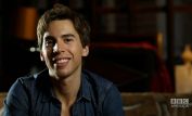 Jordan Gavaris