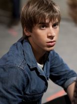 Jordan Gavaris