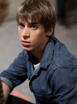 Jordan Gavaris