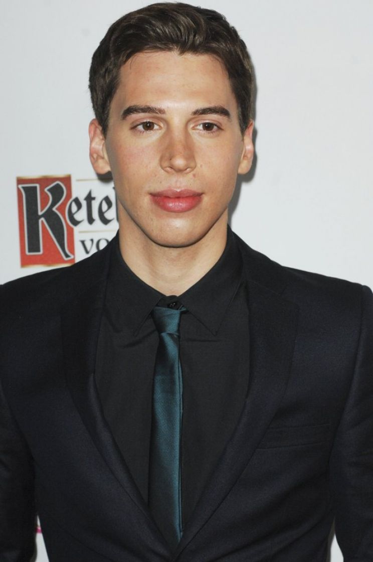 Jordan Gavaris