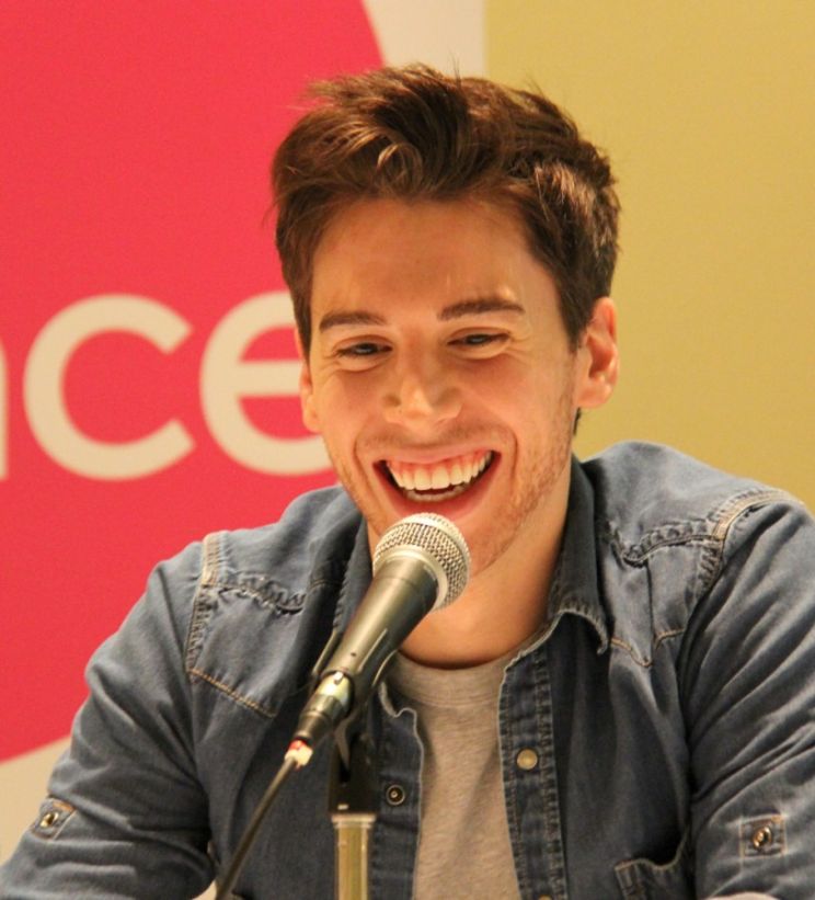 Jordan Gavaris