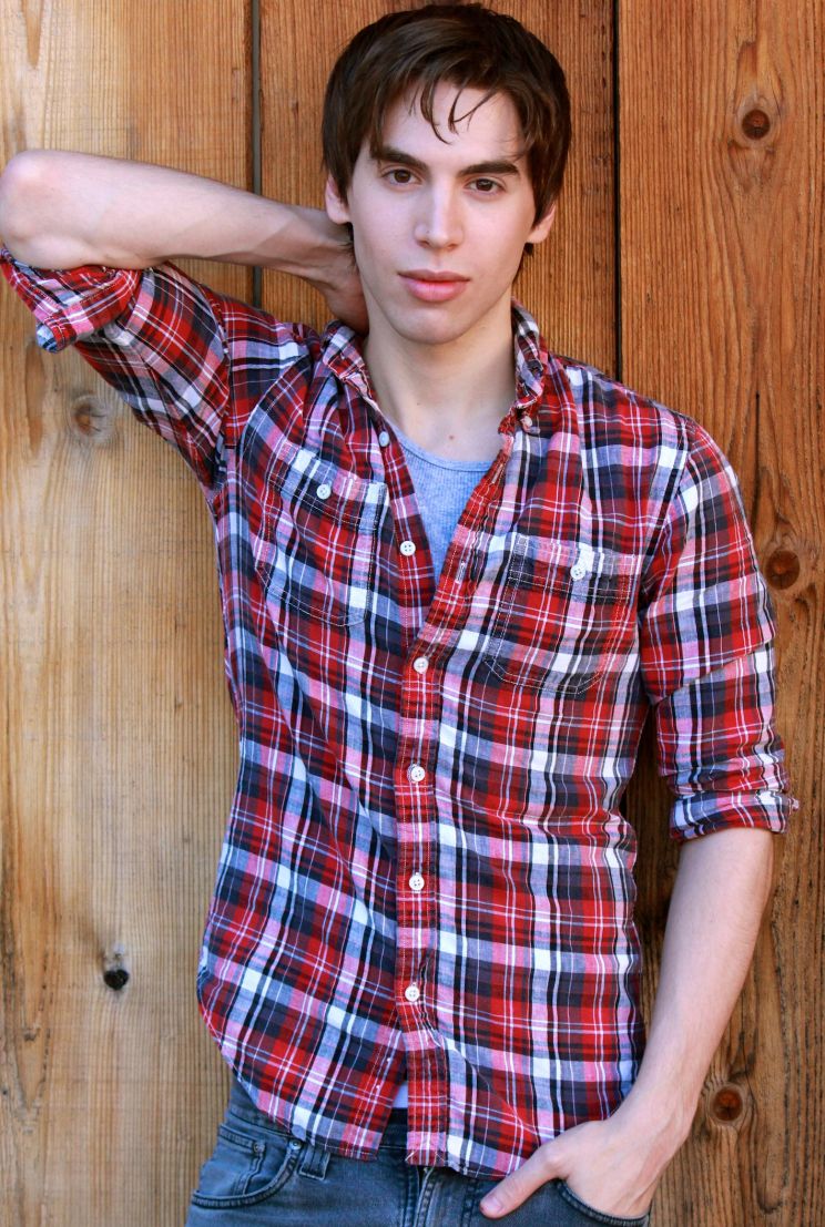 Jordan Gavaris