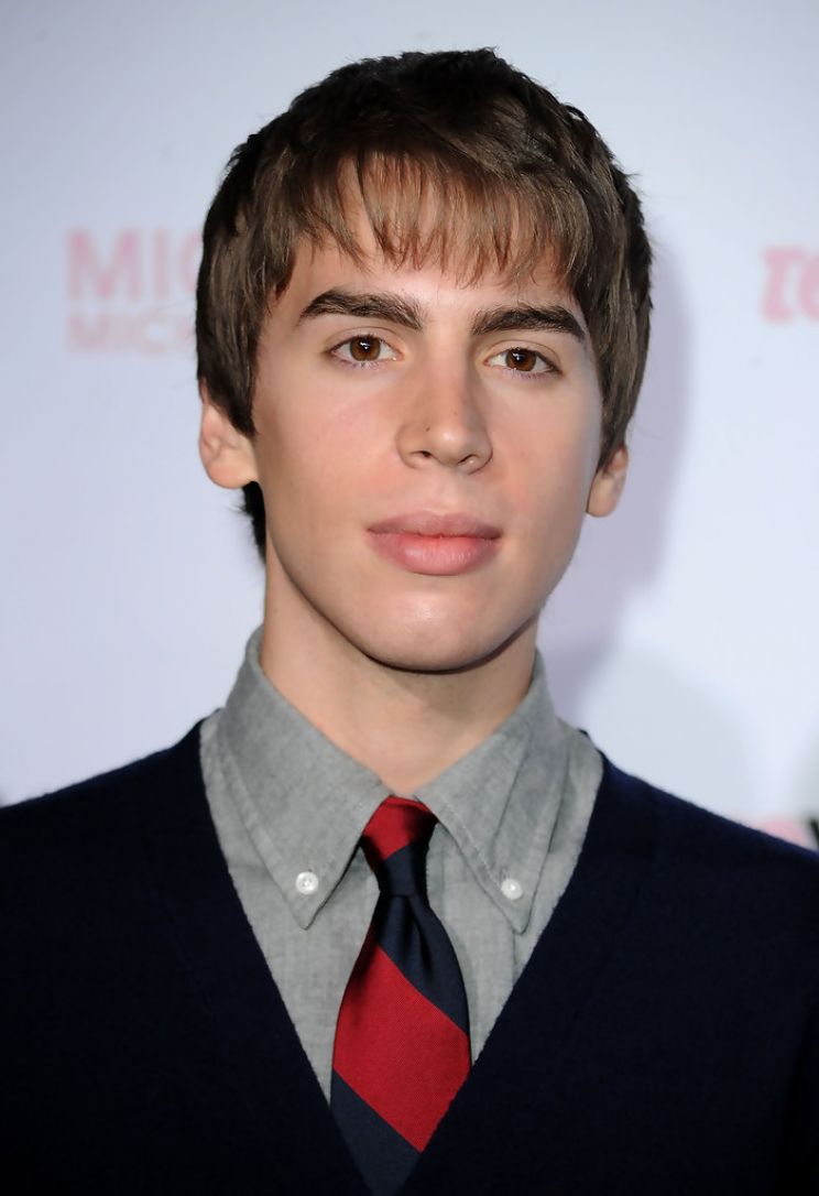 Jordan Gavaris