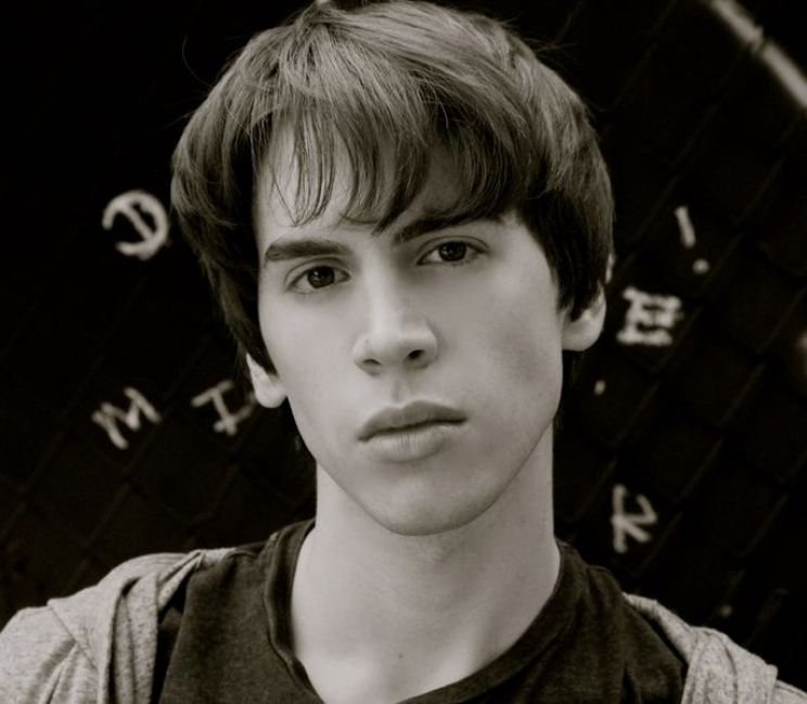 Jordan Gavaris