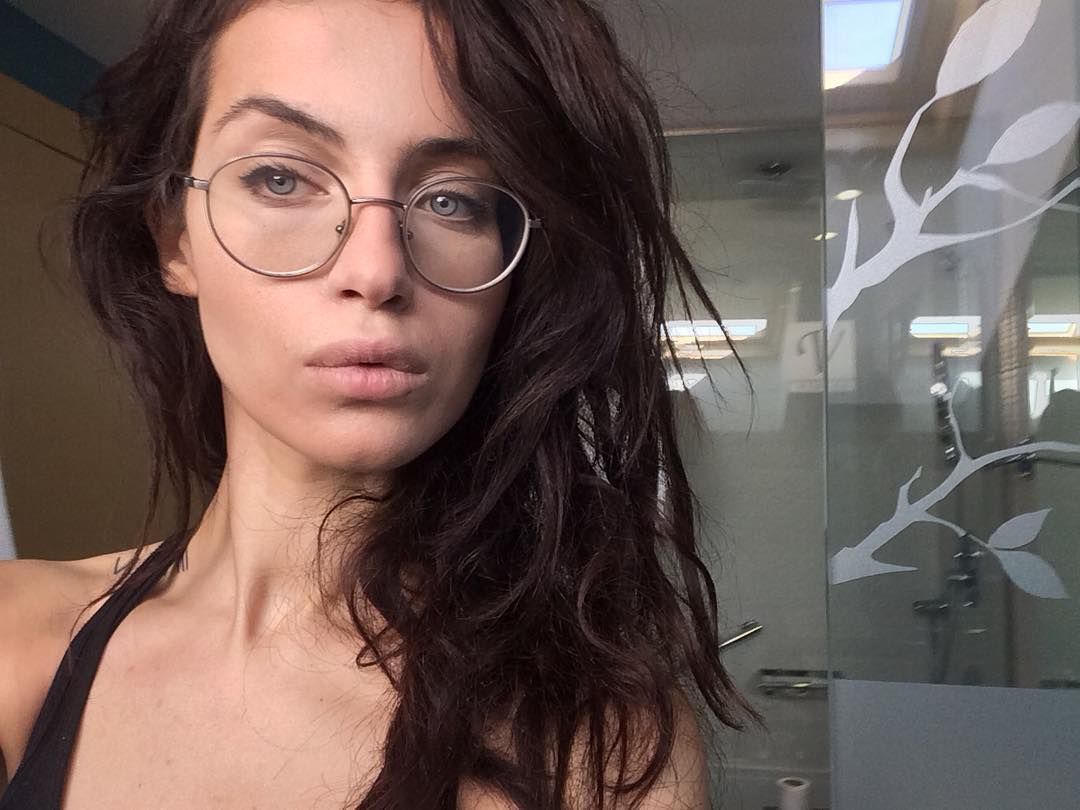 Pictures of Jordana Lajoie