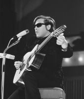 José Feliciano