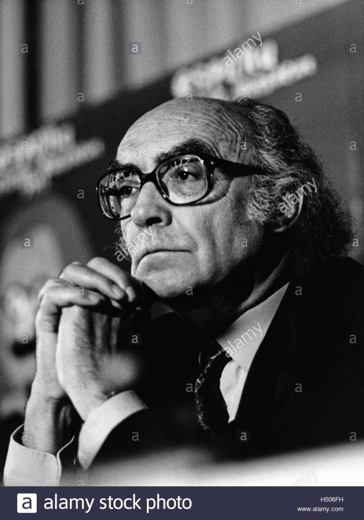 José Saramago