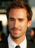 Joseph Fiennes