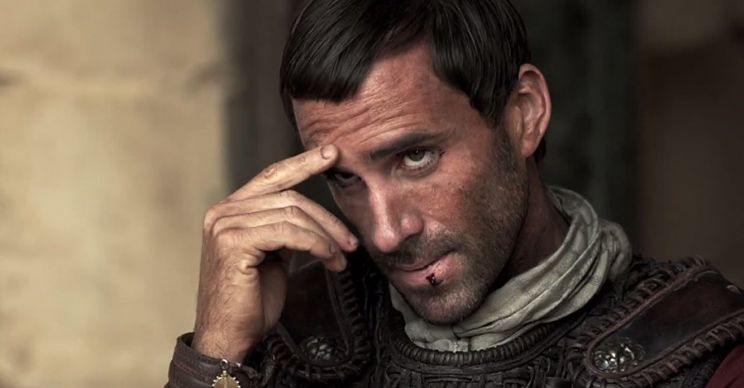 Joseph Fiennes