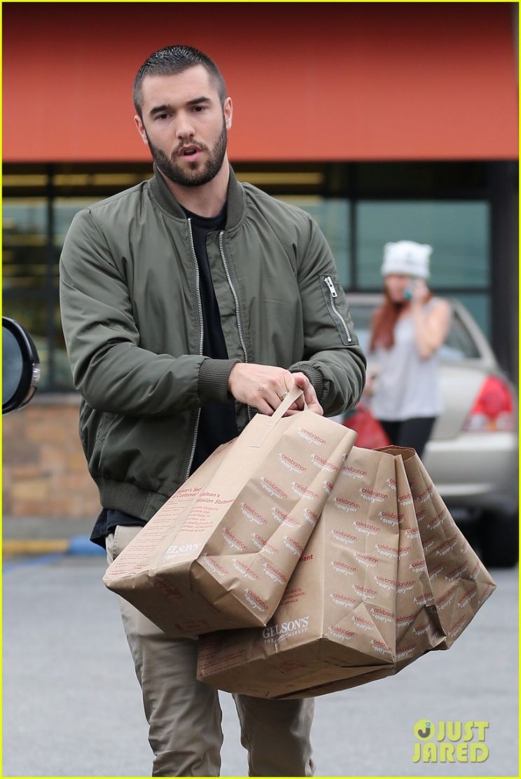Josh Bowman