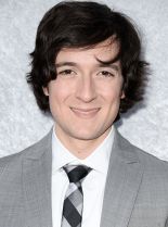 Josh Brener