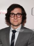 Josh Brener