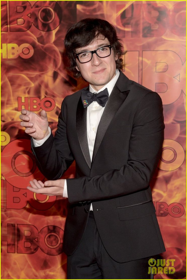 Josh Brener