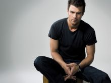 Josh Duhamel