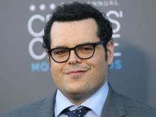 Josh Gad