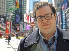 Josh Gad