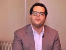 Josh Gad