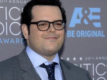 Josh Gad