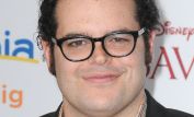 Josh Gad