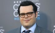 Josh Gad