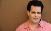 Josh Gad