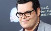 Josh Gad