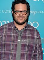 Josh Gad