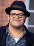 Josh Gad