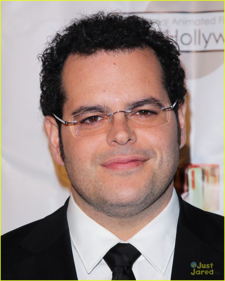 Josh Gad