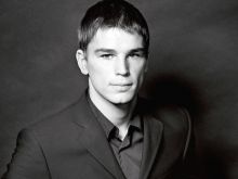 Josh Hartnett