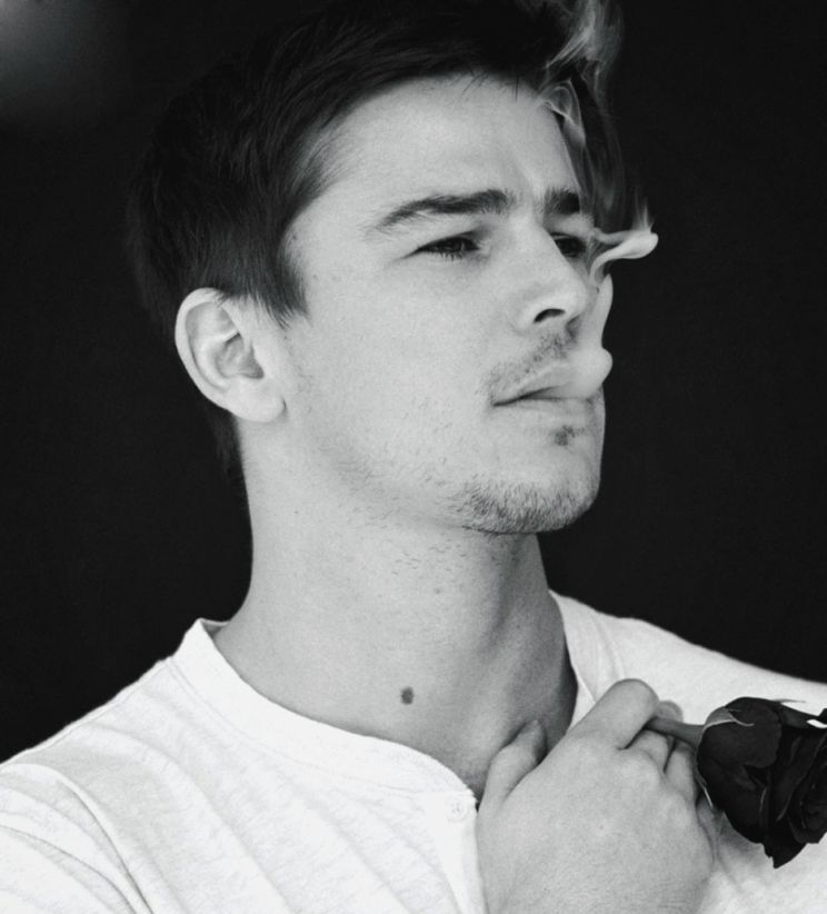 Josh Hartnett