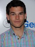 Josh Helman