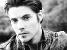 Josh Henderson