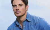 Josh Henderson