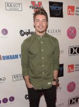 Josh Henderson