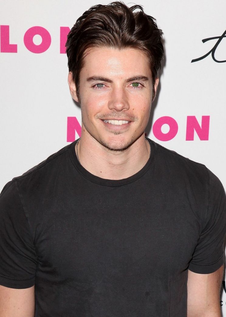 Josh Henderson