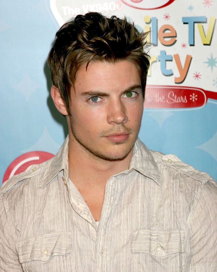 Josh Henderson