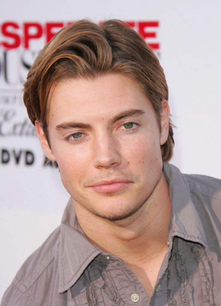 Josh Henderson