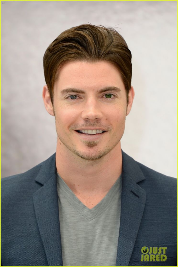 Josh Henderson