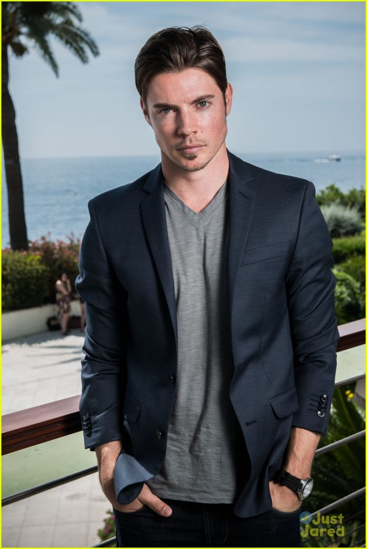 Josh Henderson