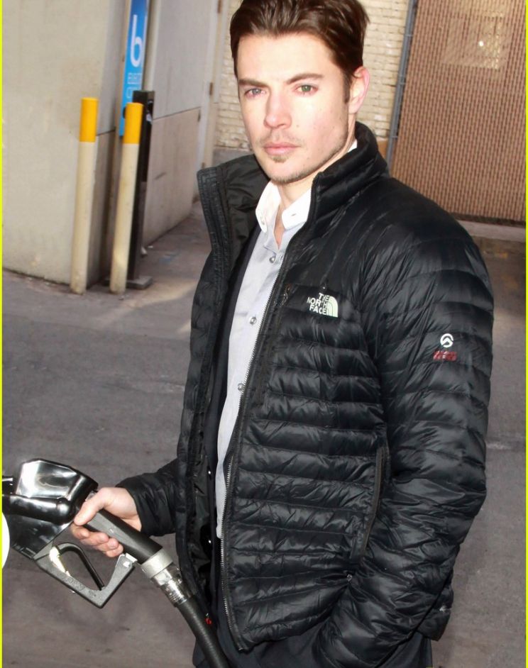 Josh Henderson