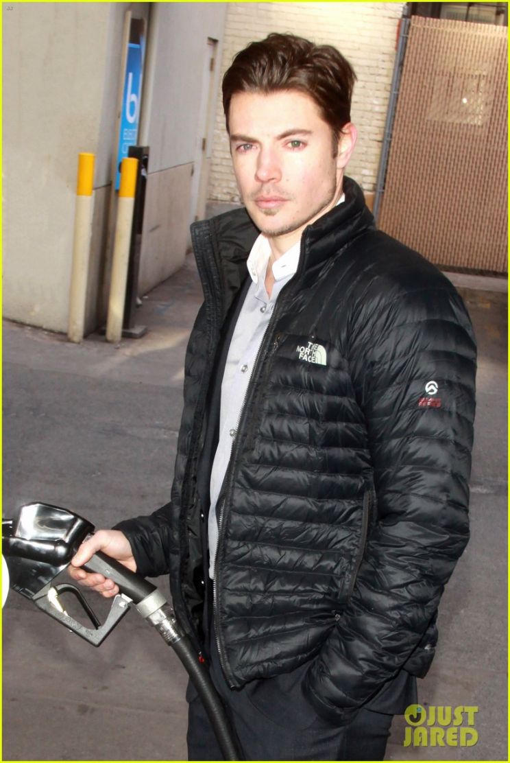 Josh Henderson