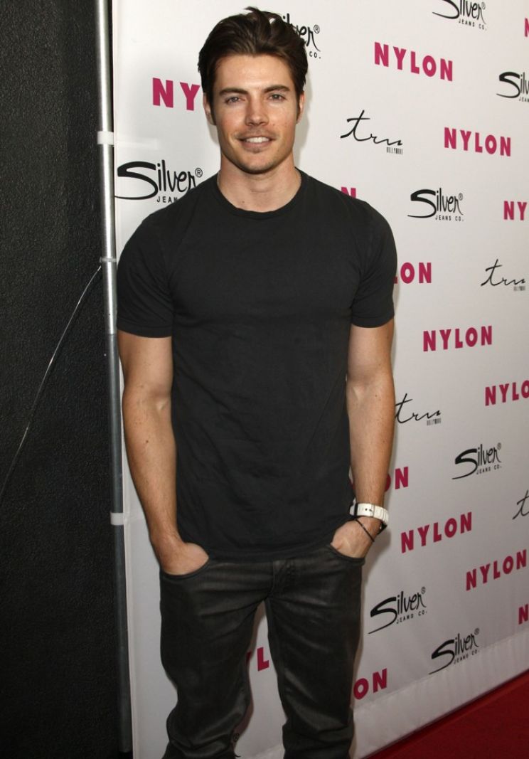 Josh Henderson