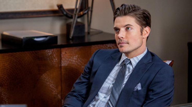 Josh Henderson