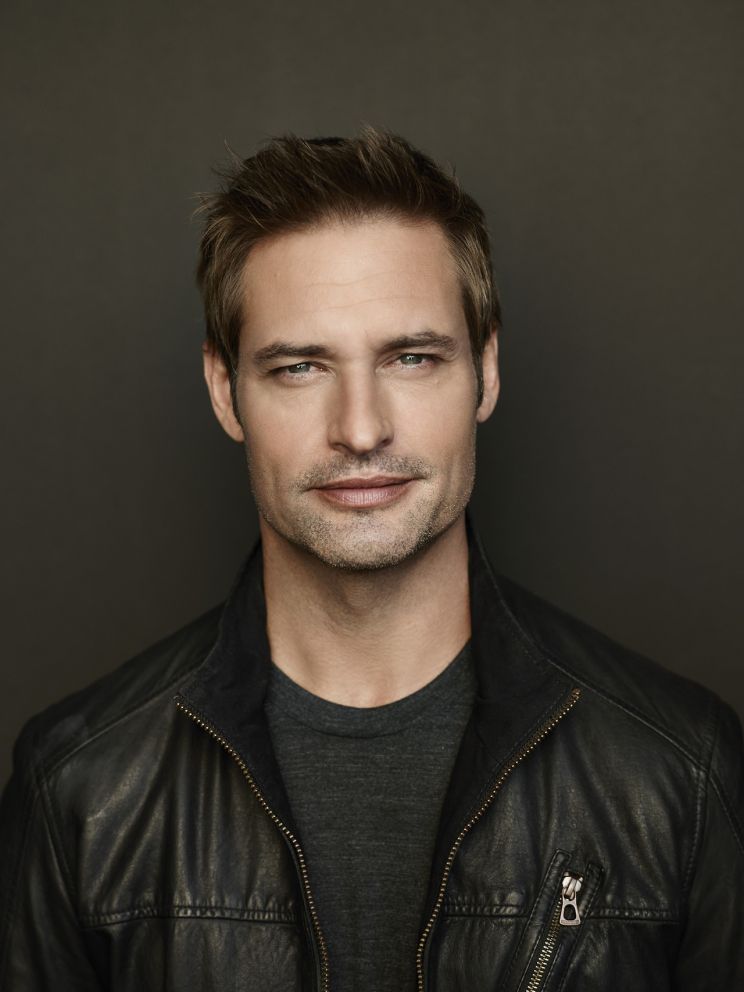 Josh Holloway