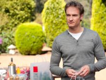 Josh Lawson