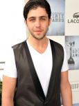 Josh Peck